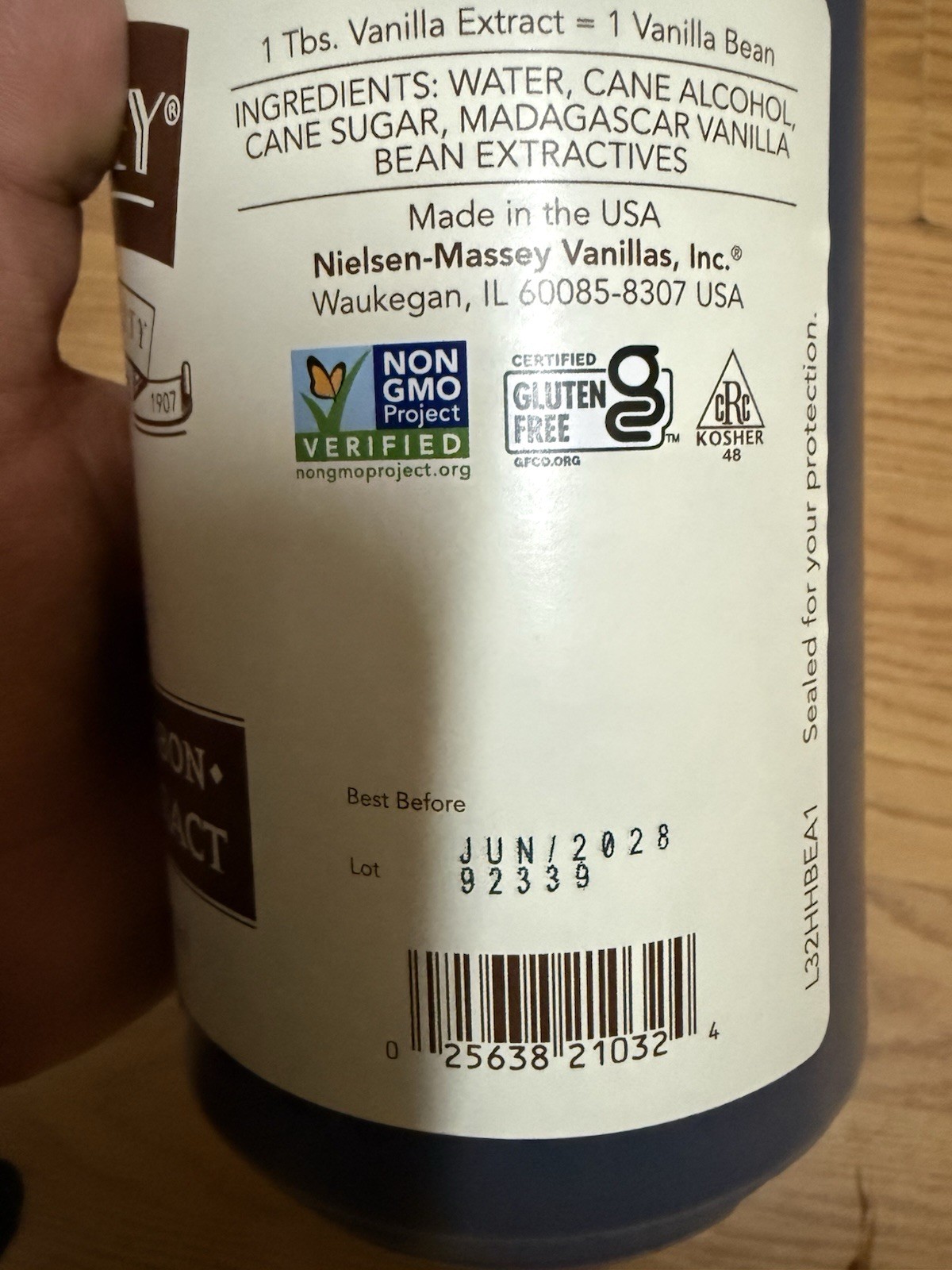 Nielsen Massey Madagascar Bourbon Pure Vanilla Extract, 32 Oz( 1 Qt)