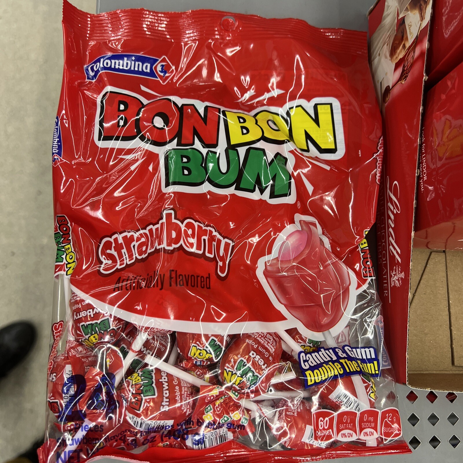 Colombina Bon Bon Bum Fresa Strawberry Bubble Gum Pops 24 Lollipops