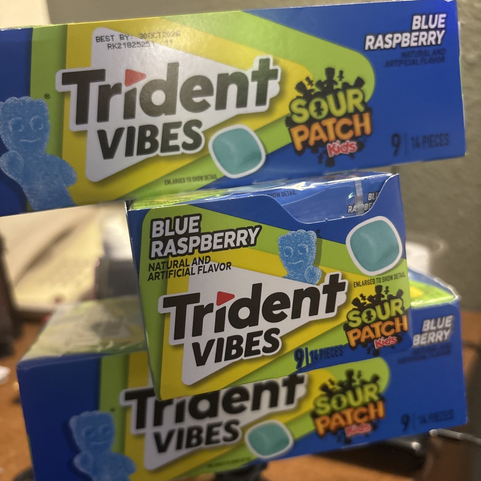 45x Packs Trident Vibes Sour Patch Kids Blue Raspberry Gum | 14 Sticks Per Pack