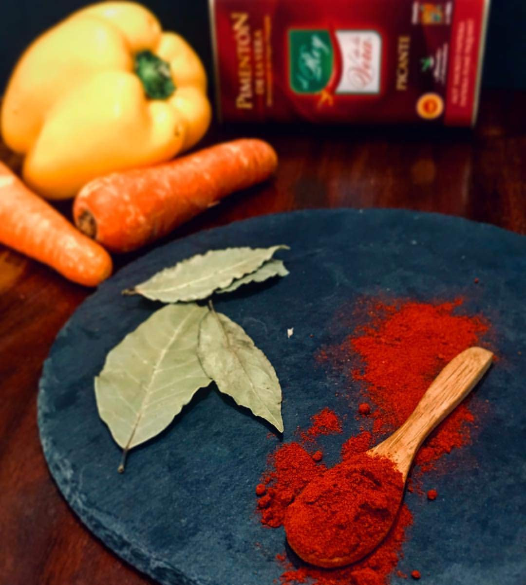 Artisan Spanish Smoked Paprika, Pimenton from La Vera Region. Hot and Sweet. Set