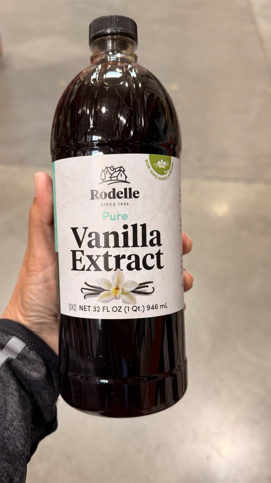 Rodelle Pure Vanilla Extract 32 fl oz 946mL Non-GMO Baking Cooking Bulk USA