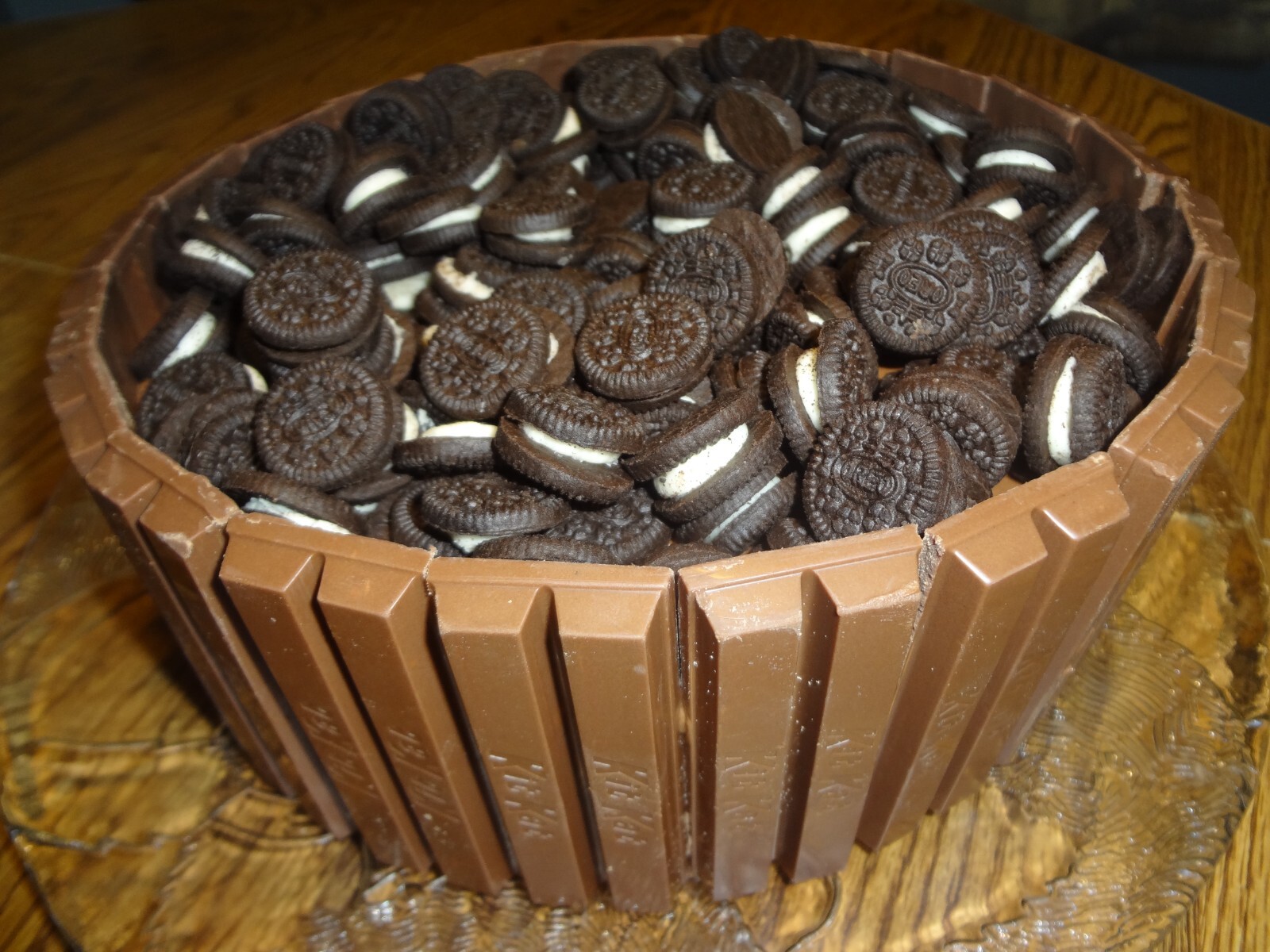 MOIST, DECADENT, CHOCOLATY HOMEMADE CHOCOLATE KIT KAT OREO CAKE (2 LAYERS)