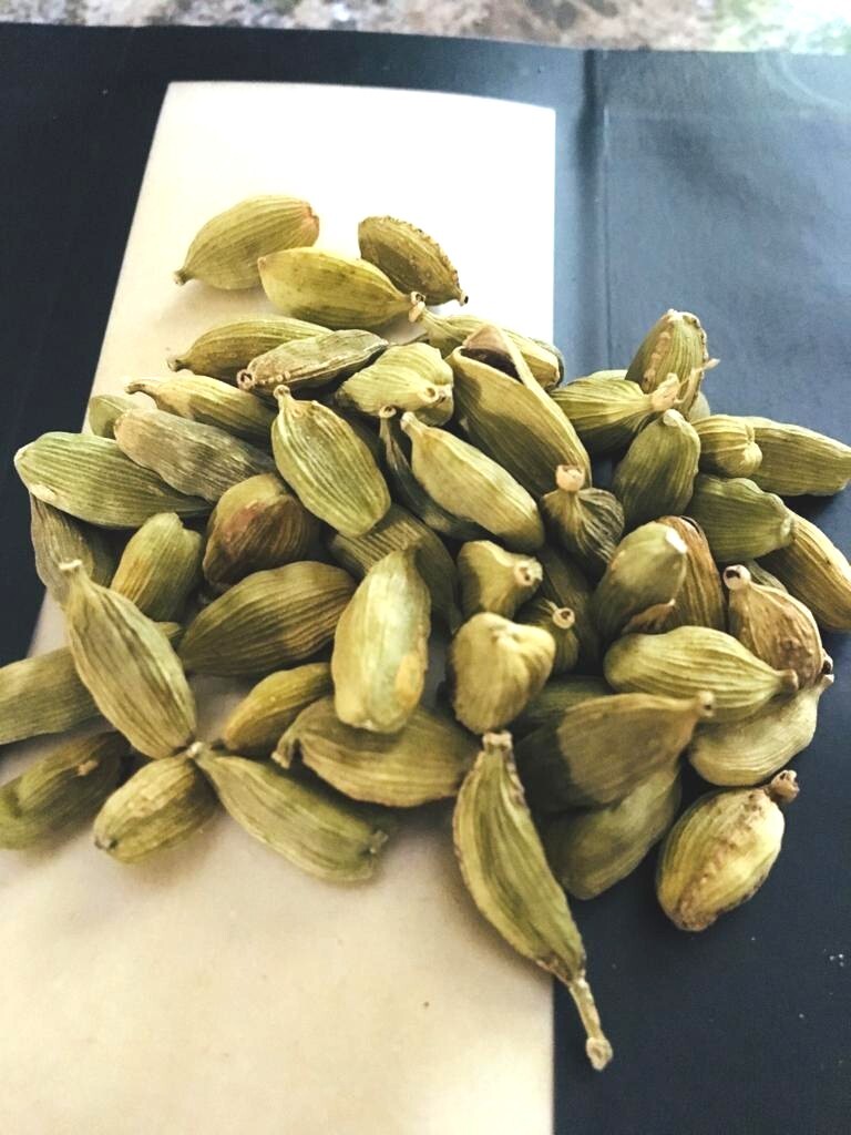 Organic Green Cardamom Pods Ceylon Spices Natural Premium Quality Whole 25g