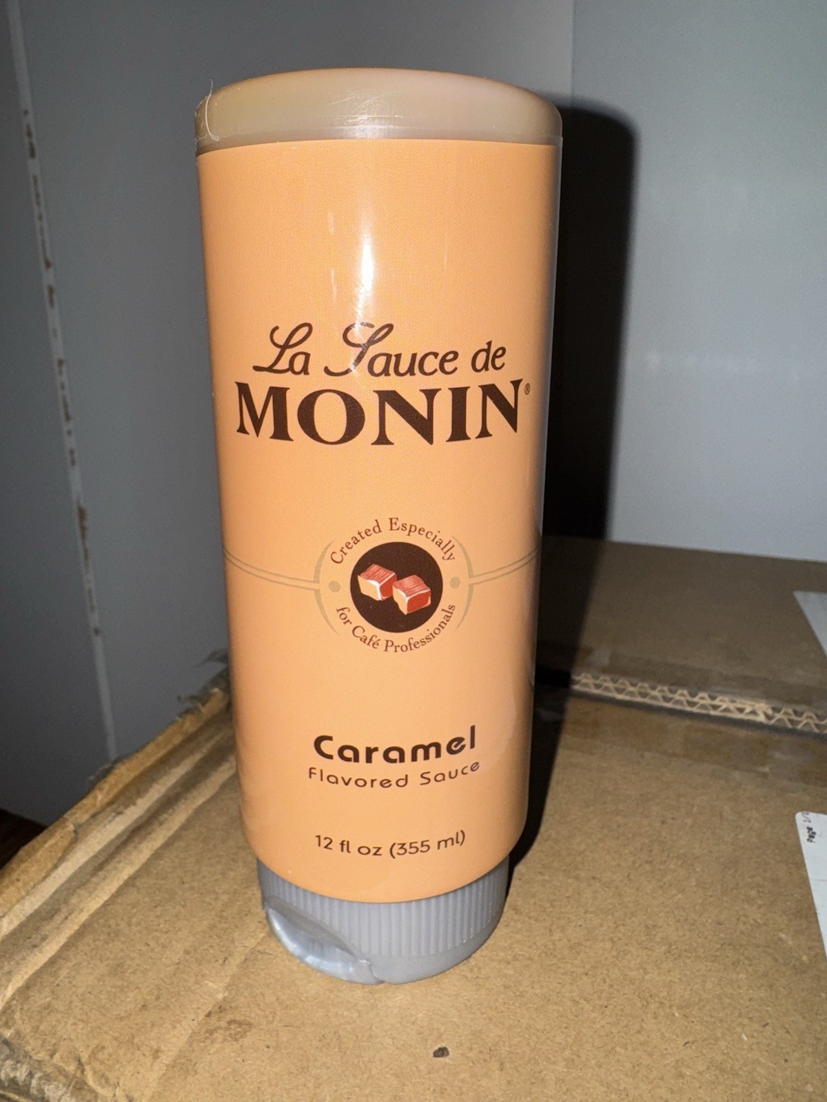 Monin Caramel Flavoring Sauce 12 Fl. Oz. Squeeze Bottle 6 pack