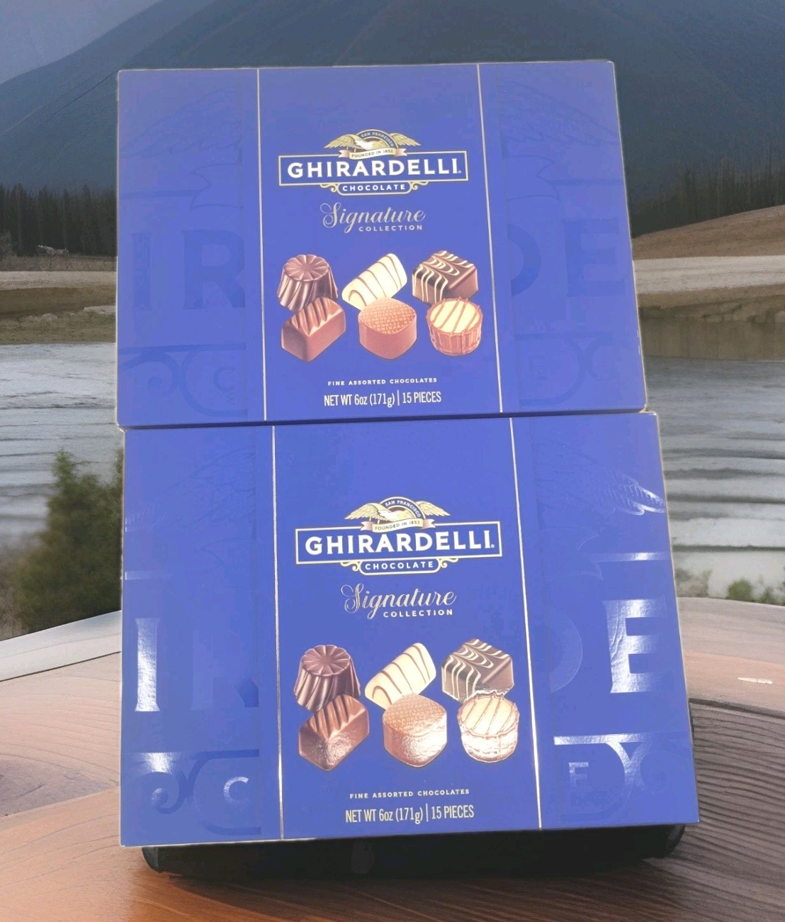 2 Ghirardelli Signature Collection Box Fine Assorted Chocolate 15 Piece 6oz ×2