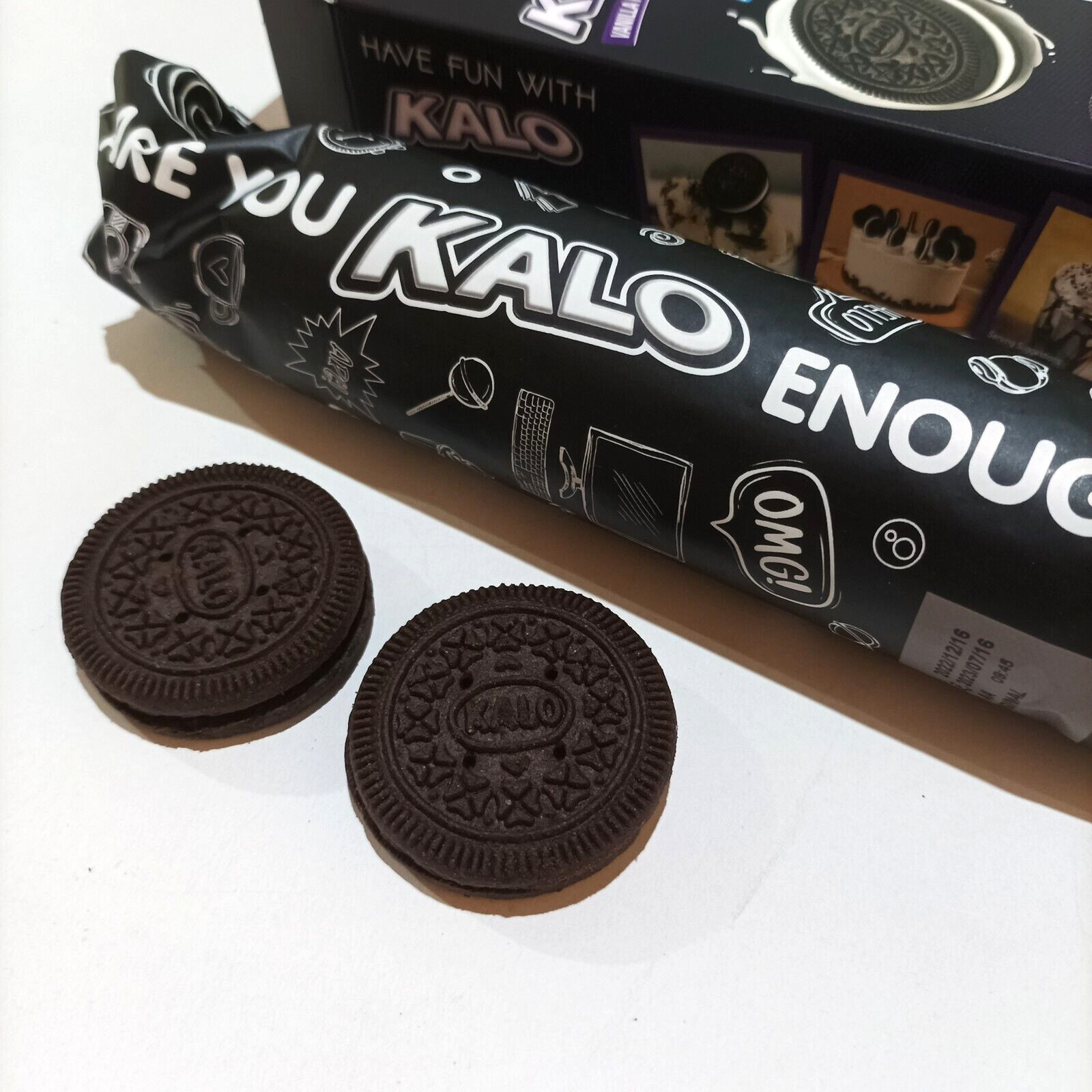 CHOCOLATE Biscuit With Ceylon Munchee KALO Vanilla Flavored Creamy CENTER New