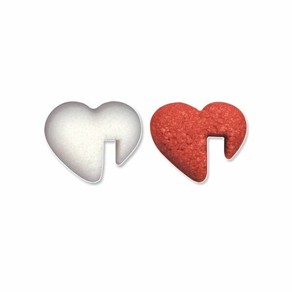 Canasuc Paris, L’Accroche Coeur, 32 French Molded Heart Red & White Sugar Pieces