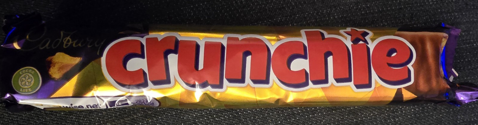 Cadbury Crunchie Chocolate Bar, 40 Grams, 1 Count, Made In The UK
