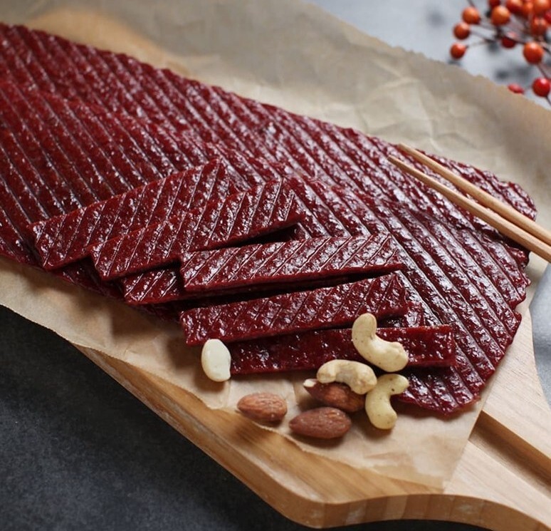 Nonghyup premium beef jerky gift set 14.1 oz, mixed type 8.5oz & 10.6oz
