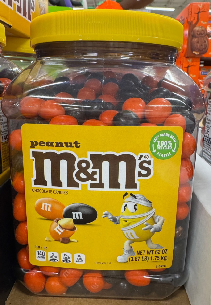 M & M’S Peanut Milk Chocolate Halloween Candy 62 oz 4/2026 rare