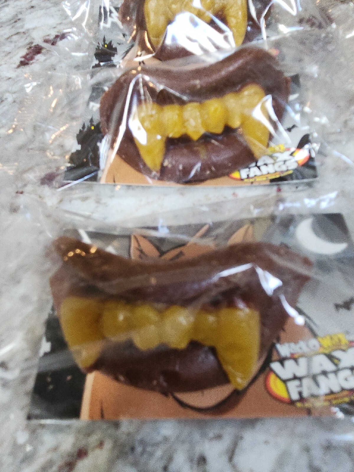 3 PACK WACK-O-WAX Lips, BROWN LIPS YELLOW WAX FANGS, Halloween Candy