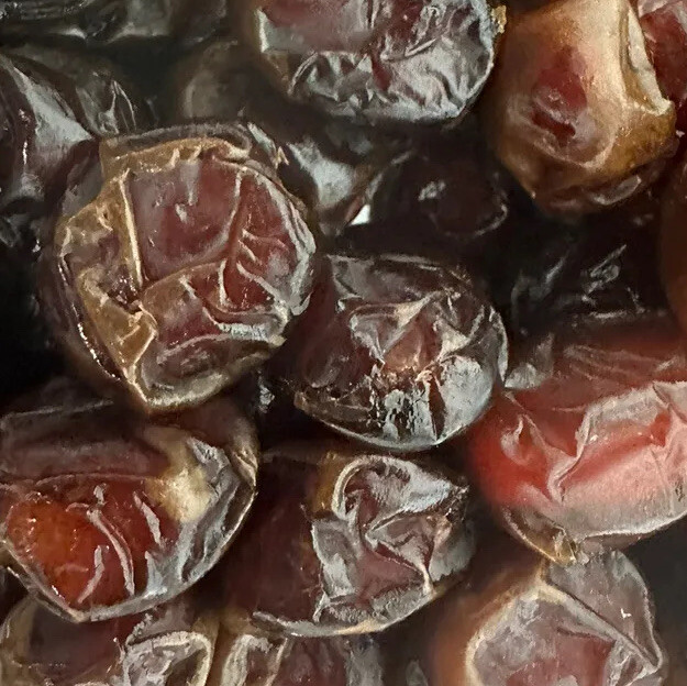 5LB BARHI RIPENED DATES. BROWN DULCE DATES. CALIFORNIA FRESH. FREE SHIPPING