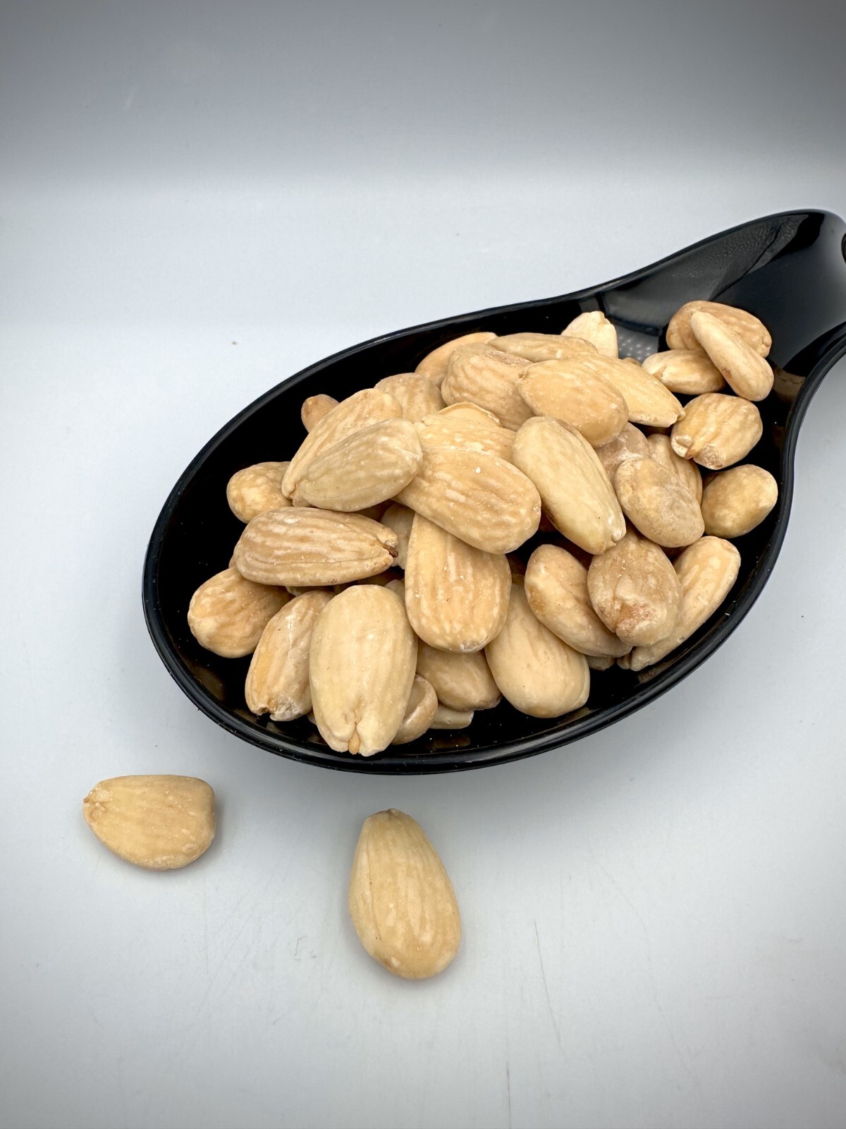 White Ground Almonds 30g – 4,9kg Roasted & Unsalted