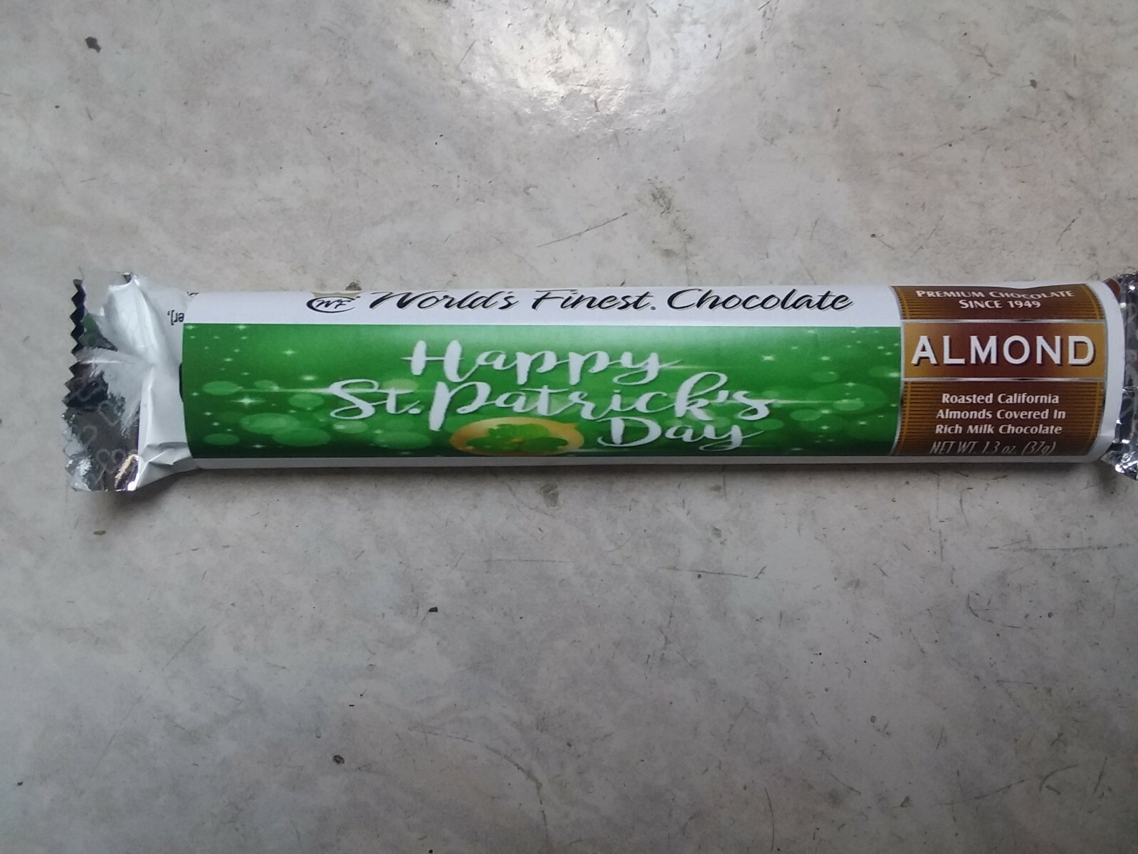 WORLD’S FINEST CHOCOLATE (12) HAPPY ST PATRICK’S DAY ALMOND 1.3 Oz Ea Bars