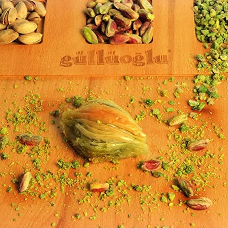 Gulluoglu Mussel Shaped Pistachio Baklava 20 Pieces 2.2 lb Daily Fresh Shipment