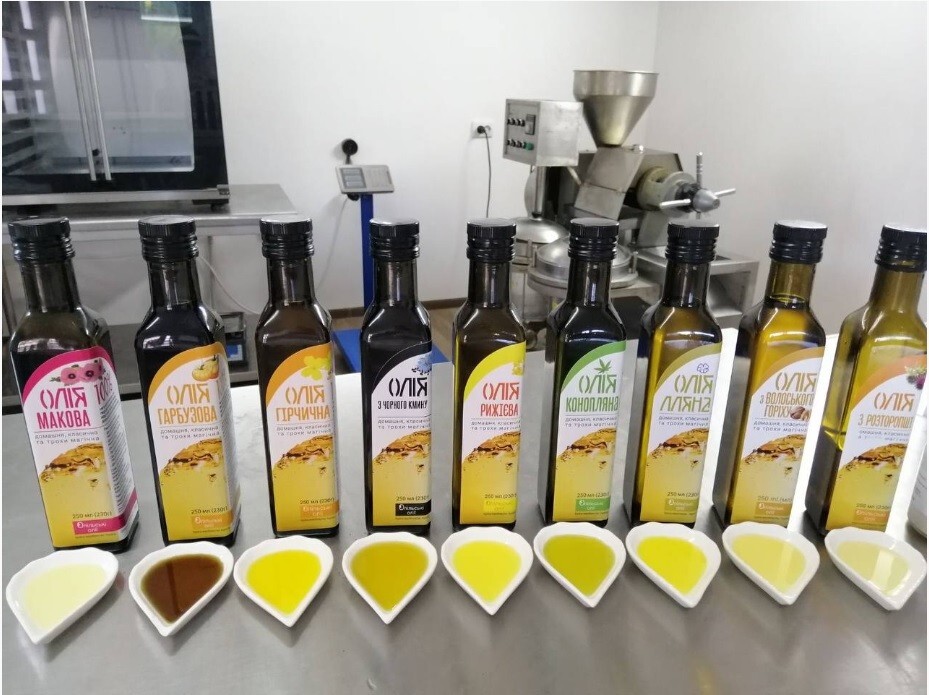 Hemp oil. Cold-pressed hemp oil. It is unrefined.