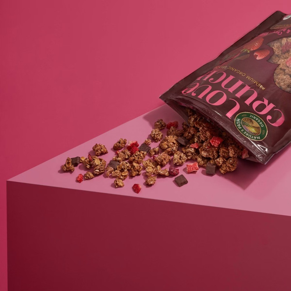Nature’s Path Love Crunch Dark Chocolate & Red Berries Granola – 26.4oz