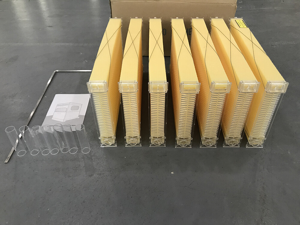Certified Waxed Wooden AUTO Shed Beehive BeeHives 7 Plastic Beekeeping Frames