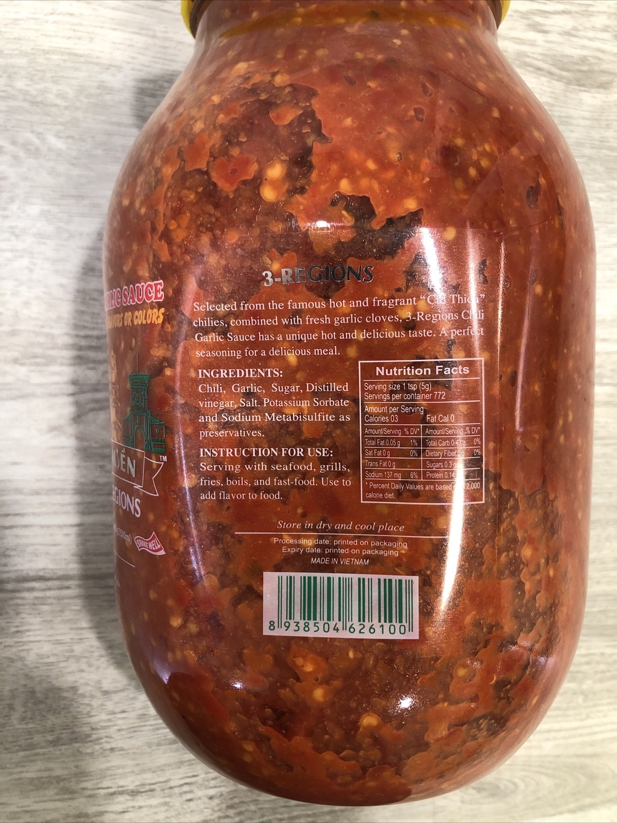 A 8.5 Lb Chili Garlic Sauce (Fresh Chili Paste, Delicious By 3 Regions 1 Gallon