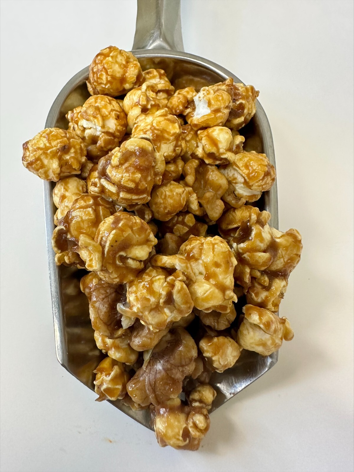 1/2 Gallon Bag of On & Poppin Popcorn Shops Gourmet Caramel Popcorns with Nuts