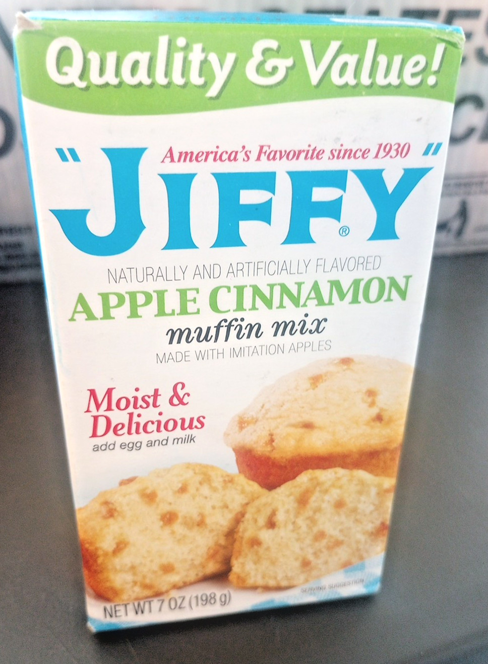 Jiffy Muffin Mix Apple Cinnamon Baking Dessert Mix 7 Ounce Comfort Food NEW