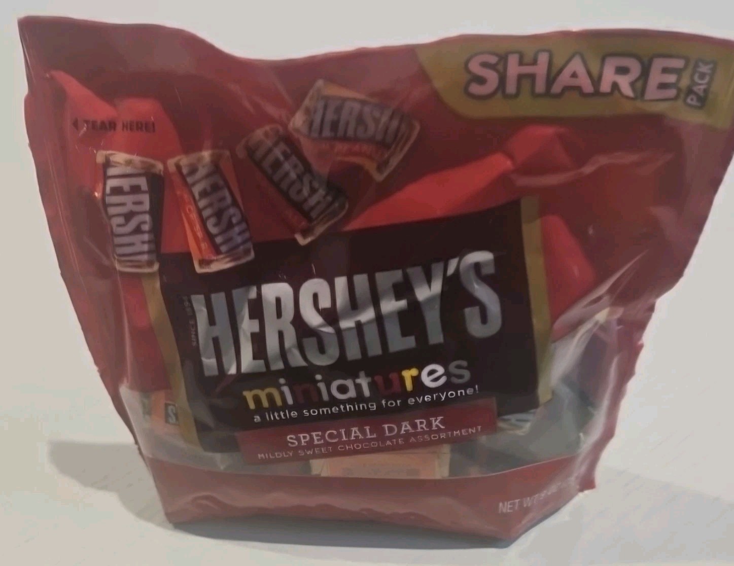 HERSHEY’S Miniatures Special Dark Mild Sweet Chocolate Assortment 9oz EXP 3/27