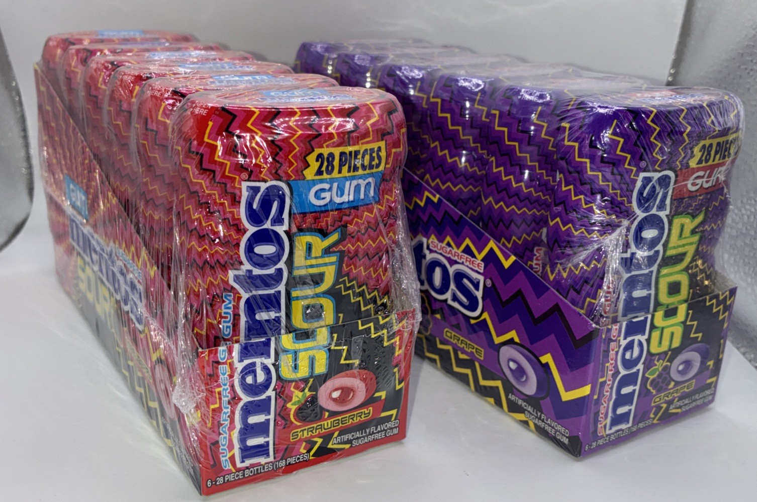 Mentos Sour Grape & Sour Strawberry Gum 12 Bottles 28 Pieces Sugar Free Exp 9/25