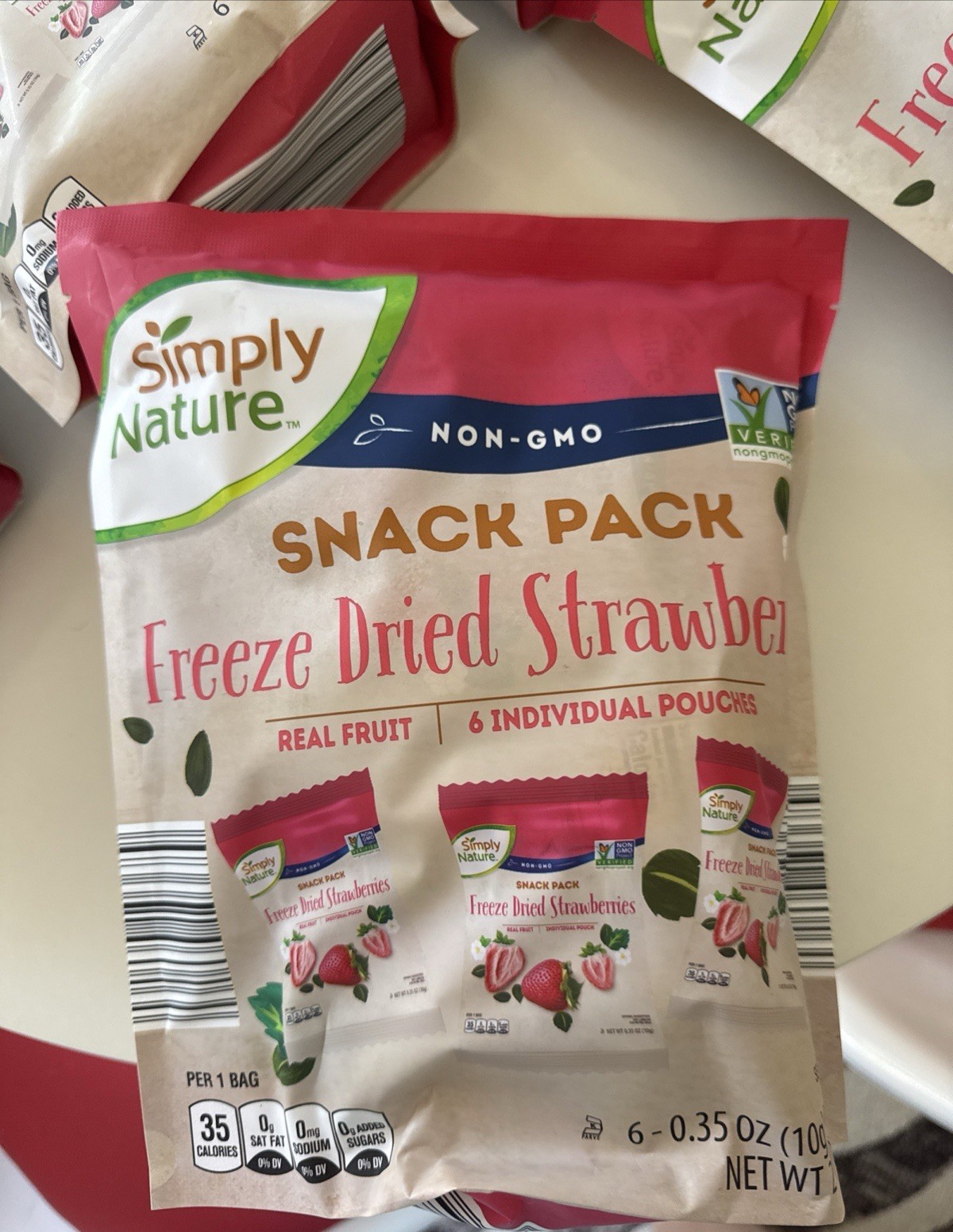Simply Nature Freeze Dried Strawberries Snack Pack 6 – 0.35Oz Package 2.1 Oz 60g
