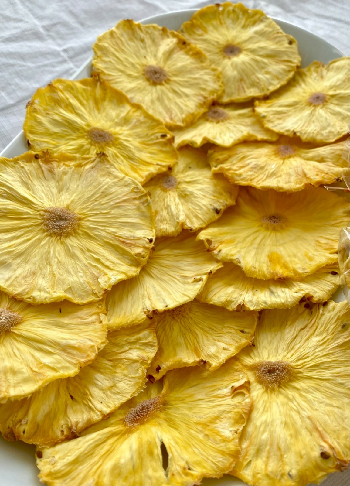 USA Organic Dehydrated Pineapples Slices, Healthy Snacks, Vegan, Weight Loss