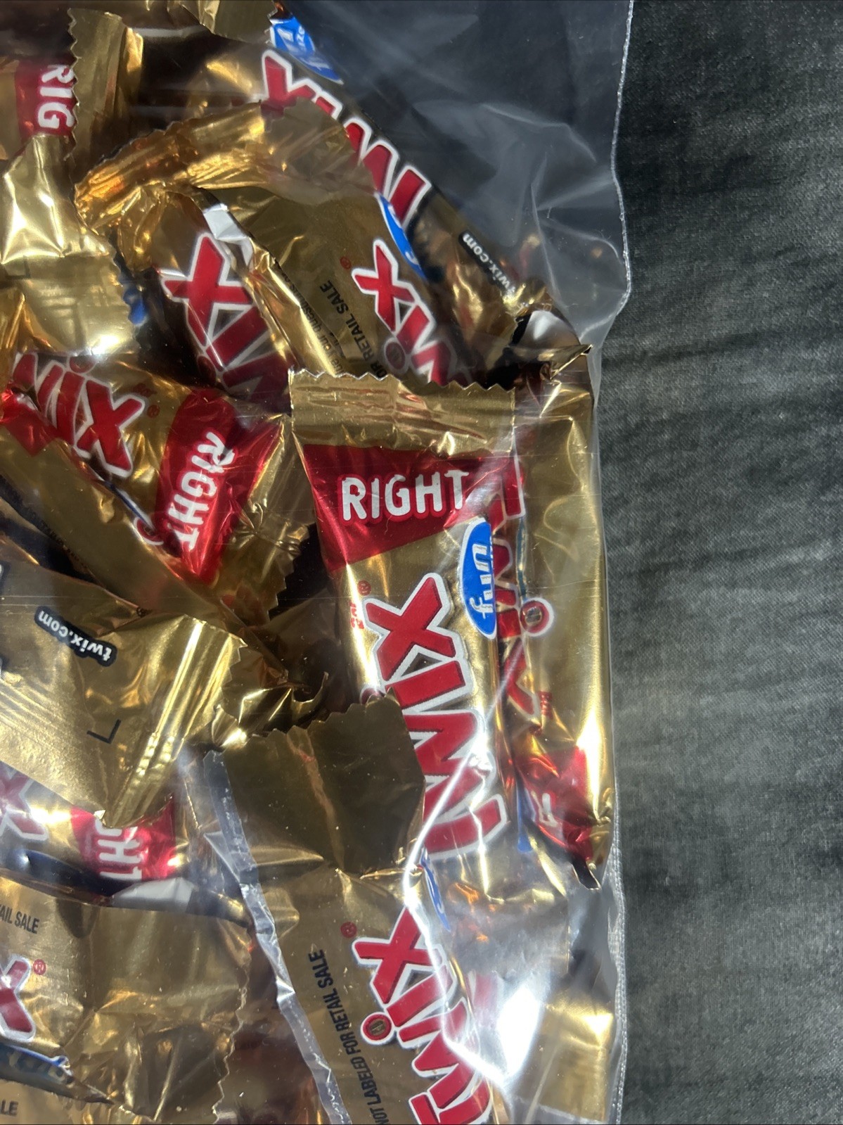 TWIX Cookie & Caramel Minis Chocolate, Bulk & Delicious Candy Bars (1.12 Pounds)
