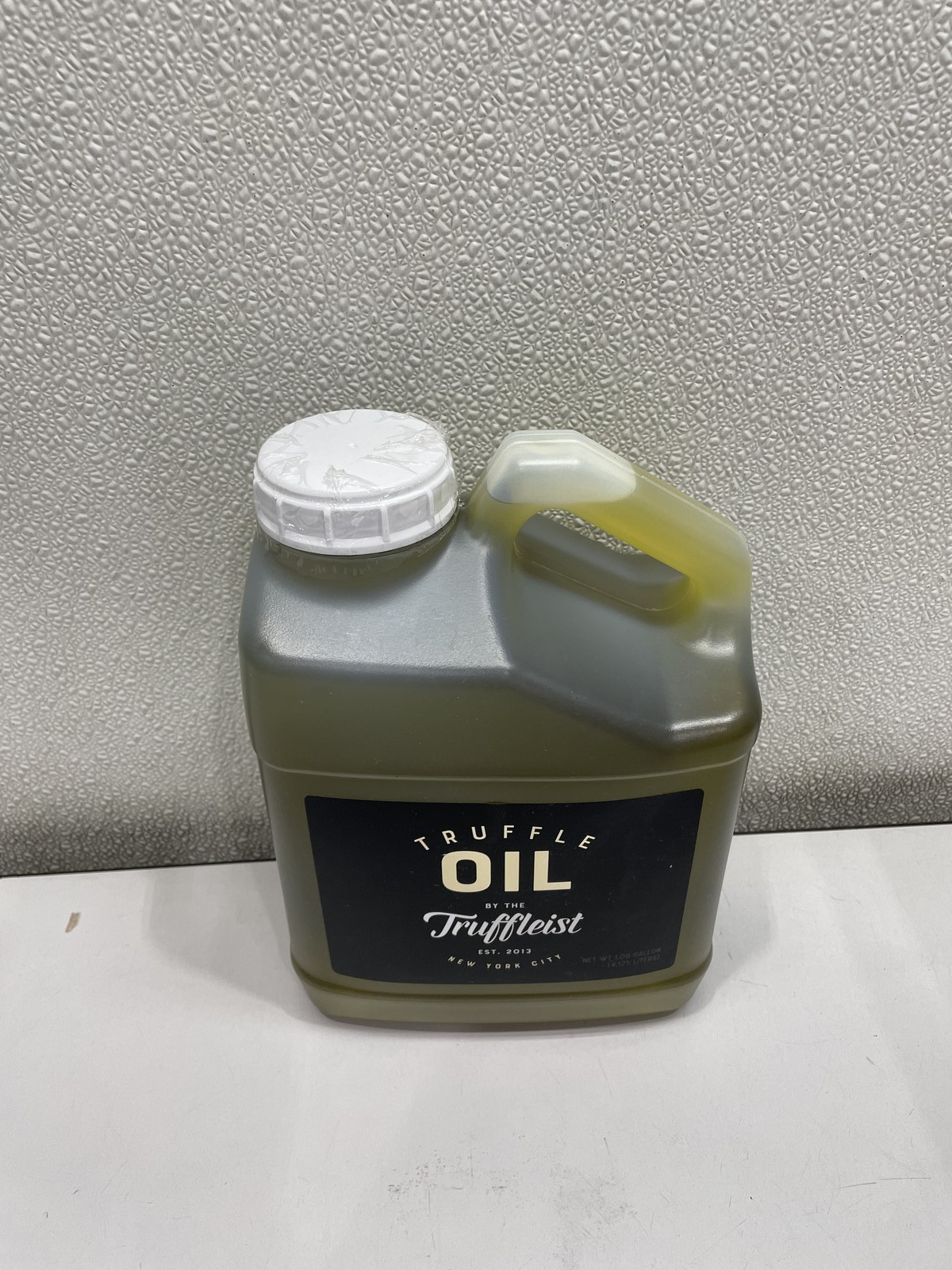 Truffleist Foodservice Truffle Oil 1.09 Gallon Jug EXP09/2027