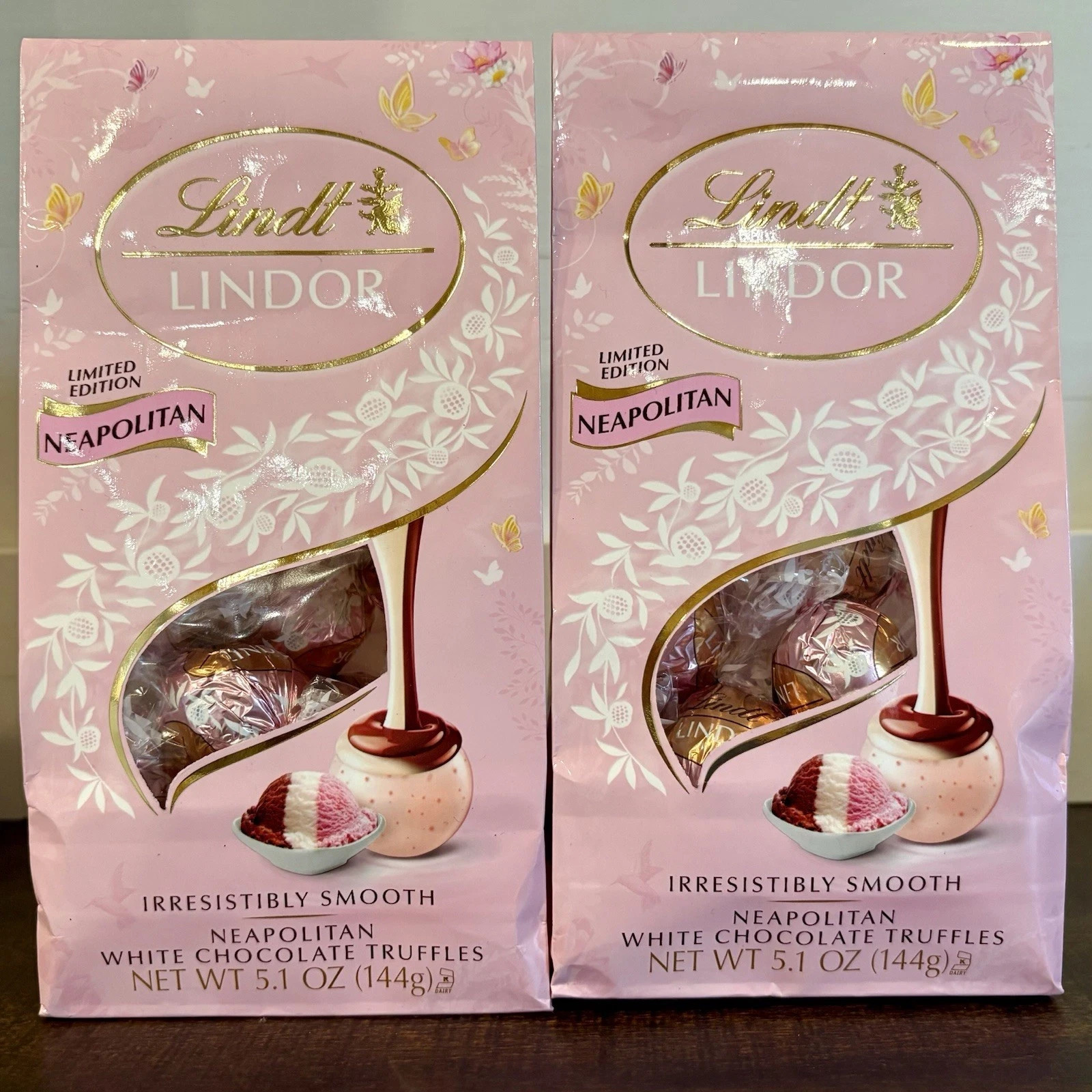 Lindt ~ 2-Bags Neopolitan White Chocolate Truffles 5.1 oz ~ BB 9/2026 YUM YUM!