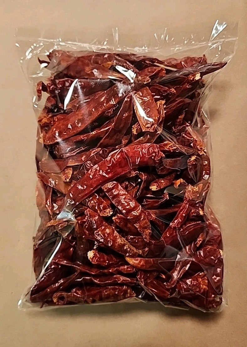 Dried Chile Árbol Pepepers/Chile Árbol Seco ( 1 Lb )