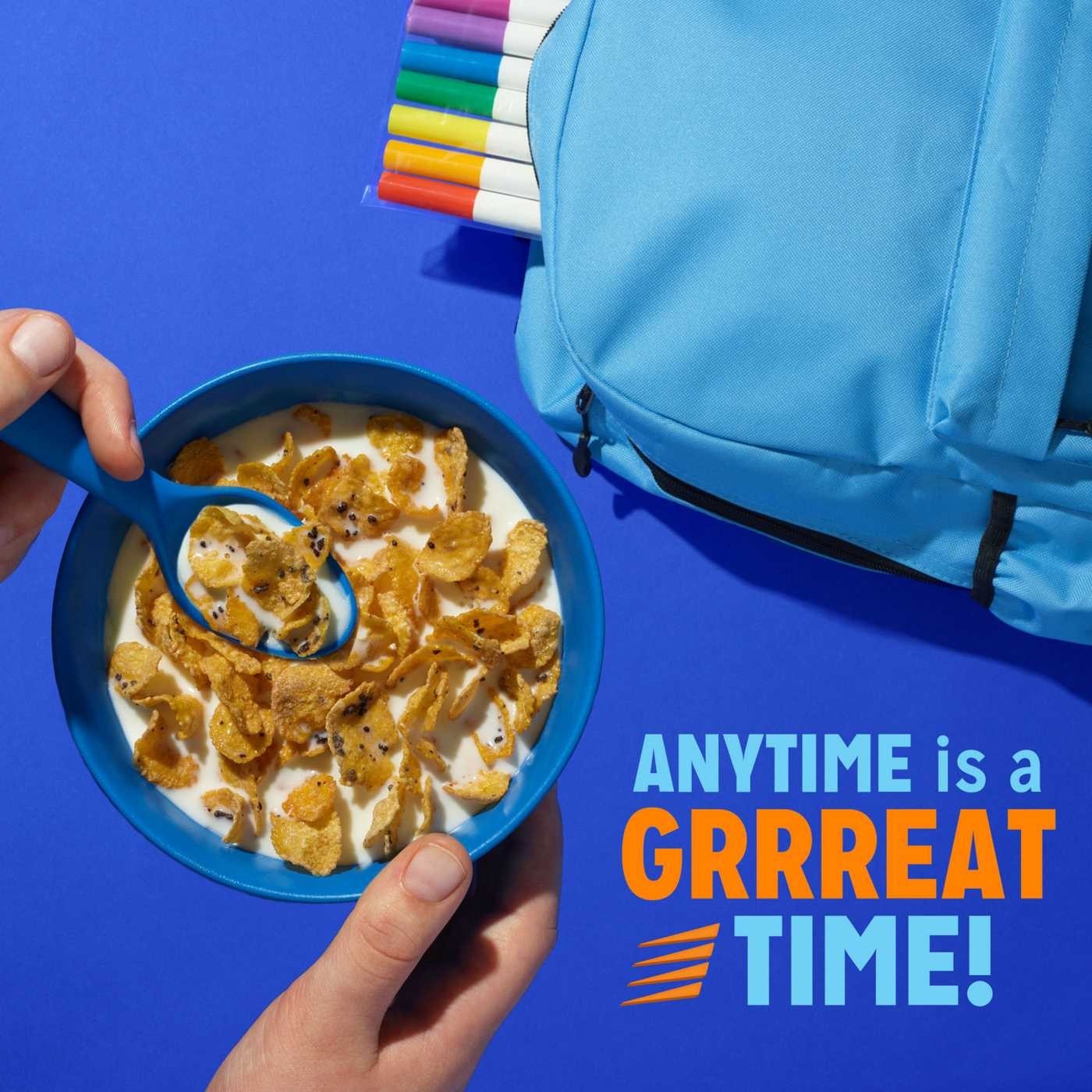 1 BOX Kellogg’s Frosted Flakes Cookies & Creme Milkshake Cereal – Family Size