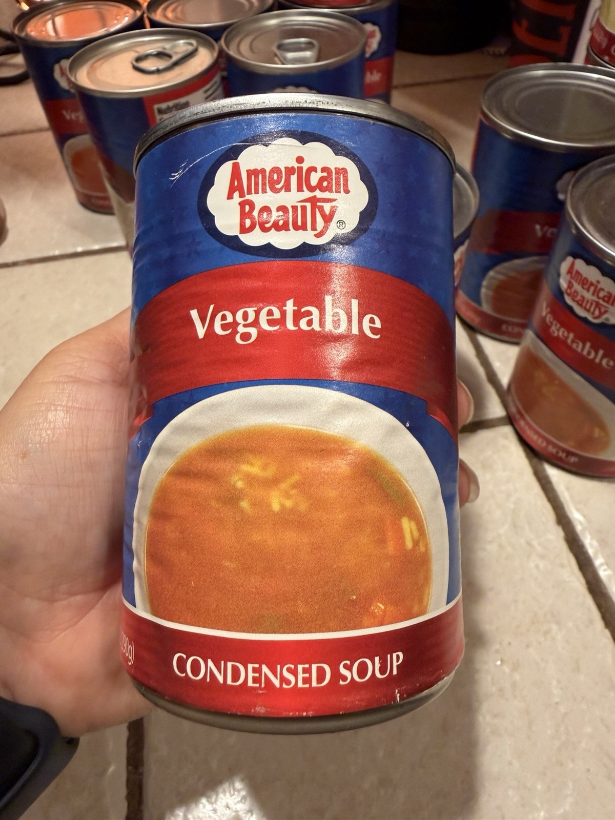 LOT OF 8 American Beauty Condensed Soup (6 x Vegetable; 2 x Cream of Mushroom)