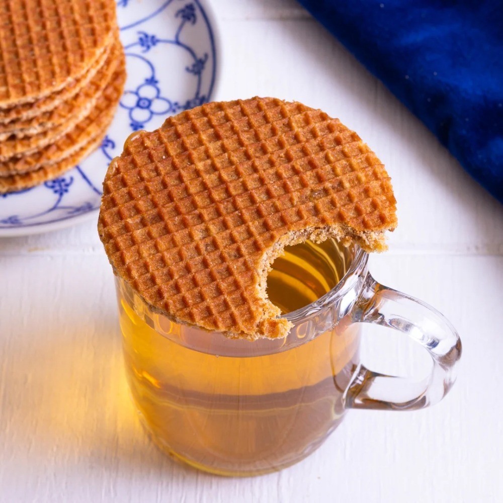 Caramel Stroopwafels Dutch Syrup Waffles Pack of 3 Total 8 Count Contains Wheat