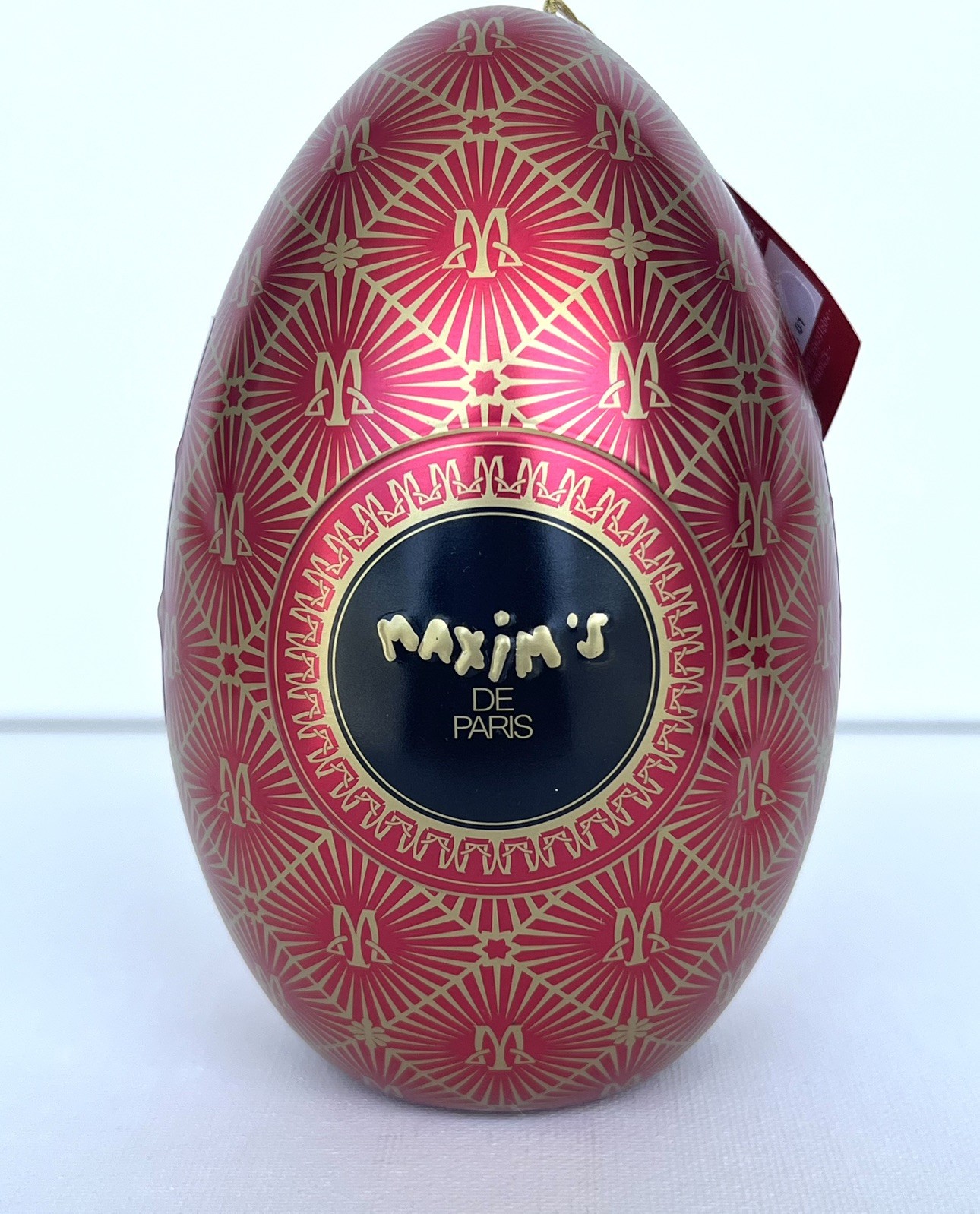 MAXIM’s DE PARIS Caramel Candies Covered with Milk Chocolate Tin – NEW, Sealed