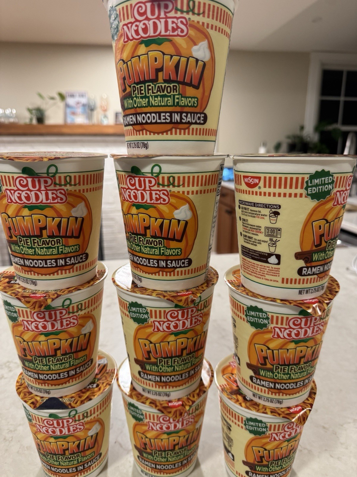 🔥10 Nissin Cup Noodles Pumpkin Pie Flavor Ramen, 2.75oz Free Shipping Exp 9/26