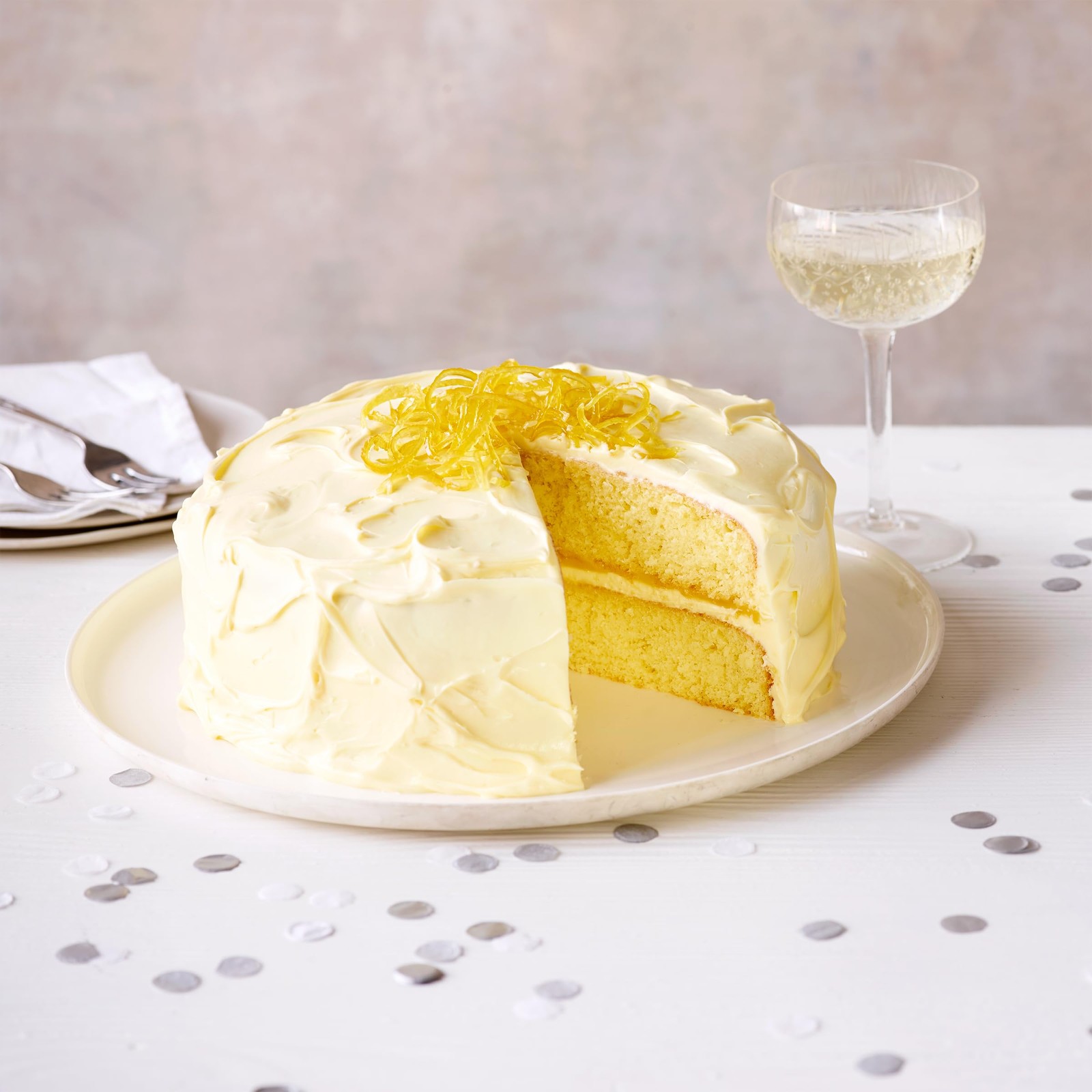 Betty Crocker Delights Super Moist Lemon Cake Mix, 13.25 Ounce (Pack of 1)