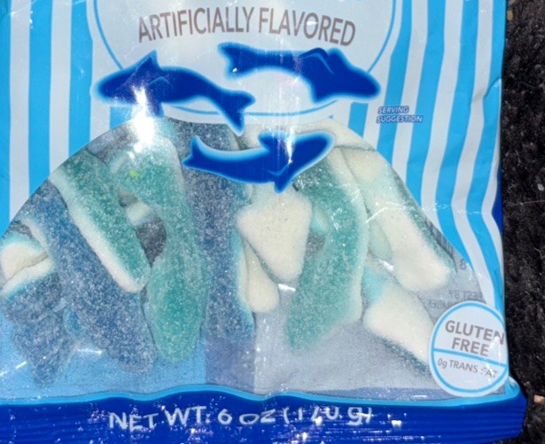 Greenbrier Blue/White Blue Raspberry Shark Gummies 6oz/170g-Brand New-SHIP N 24H