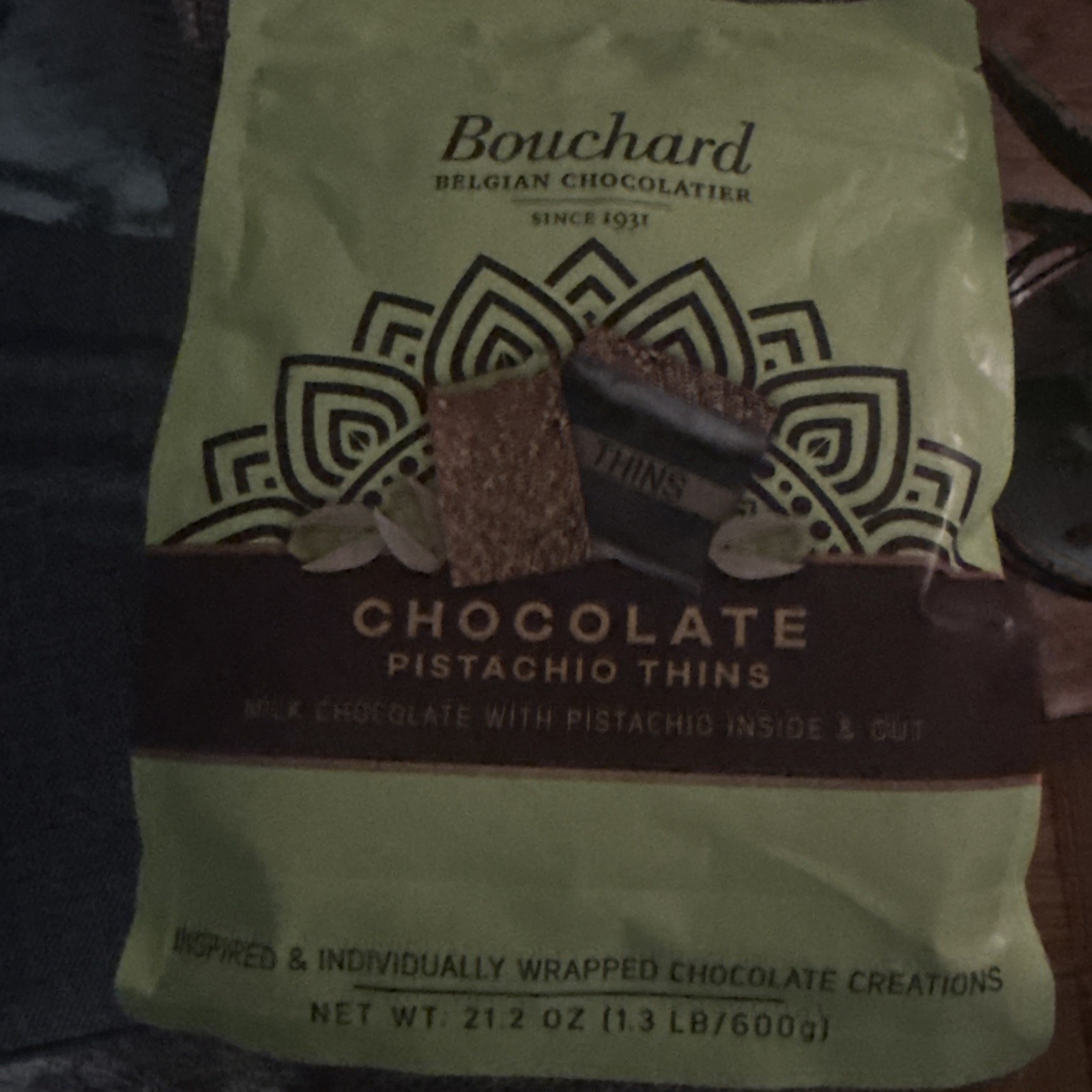 Bouchard 21.2oz Chocolate Pistachio Thins – Milk Chocolate with Pistachio