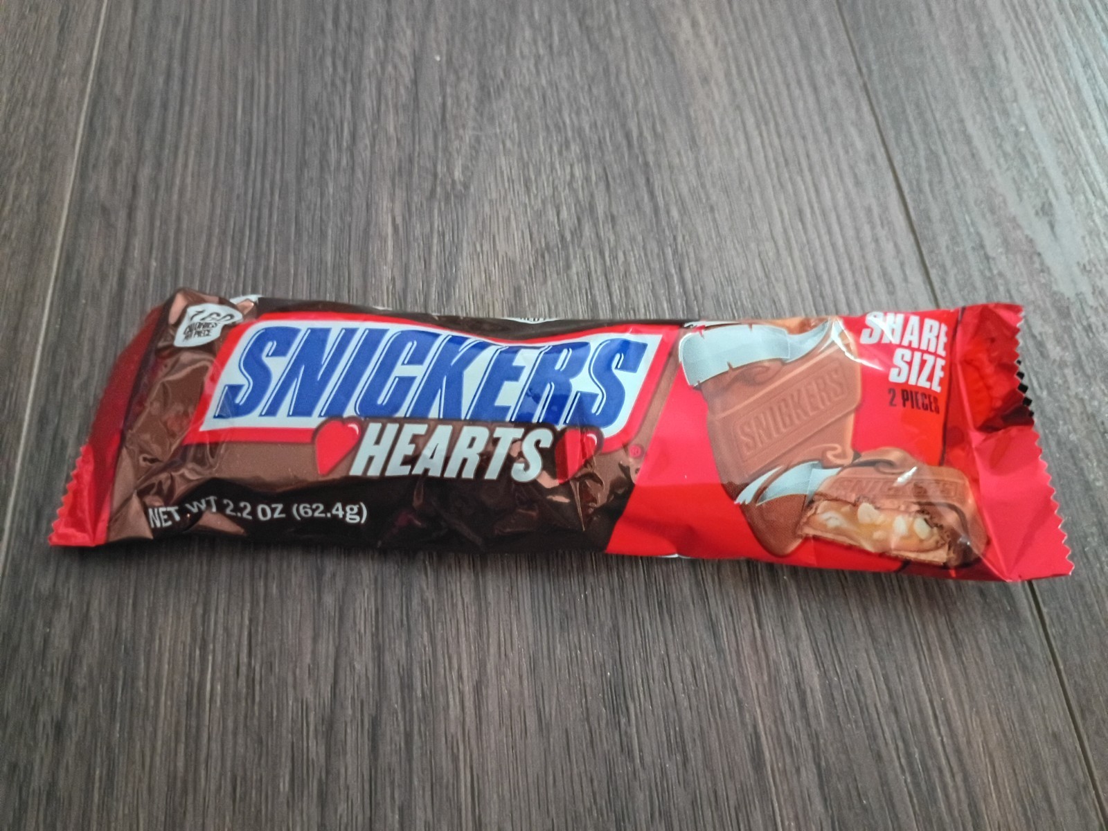 Snickers Hearts Valentines Day Milk Chocolate Candy Bar Share Size 2.2oz Limited