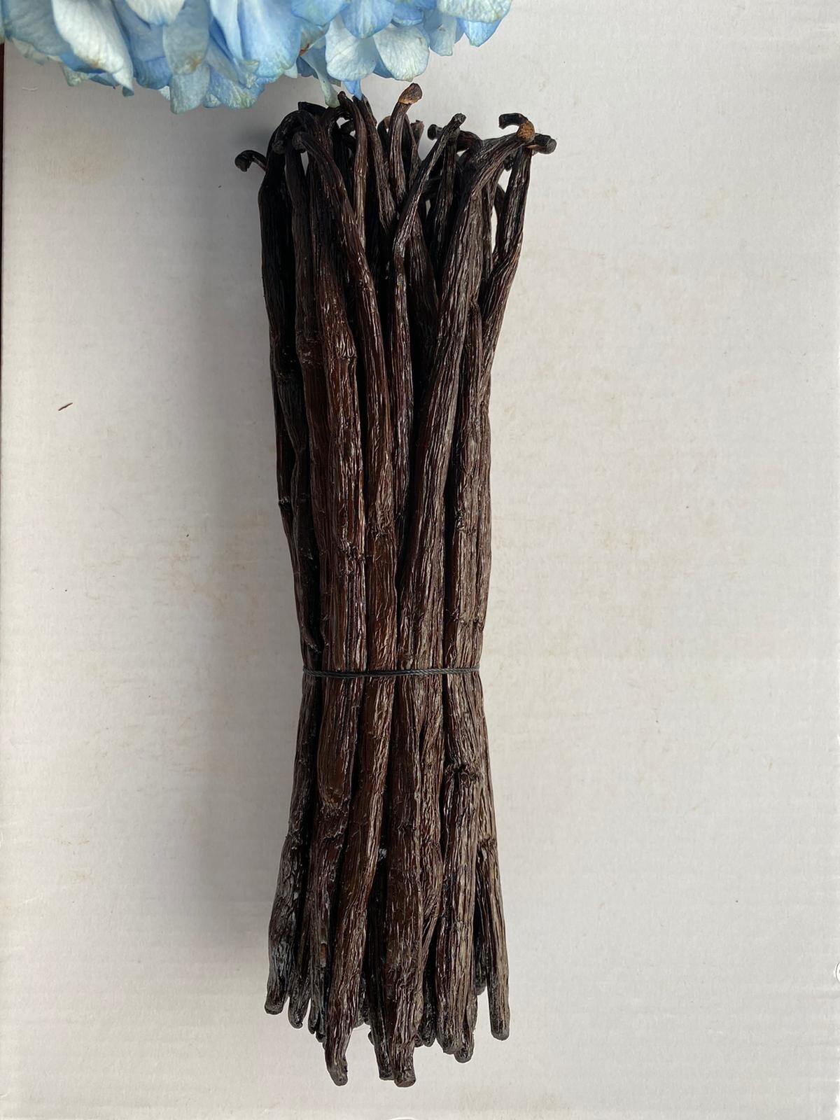 Organic FairTrade Madagascar Vanilla Beans Whole Grade A Pods – Benefits Charity