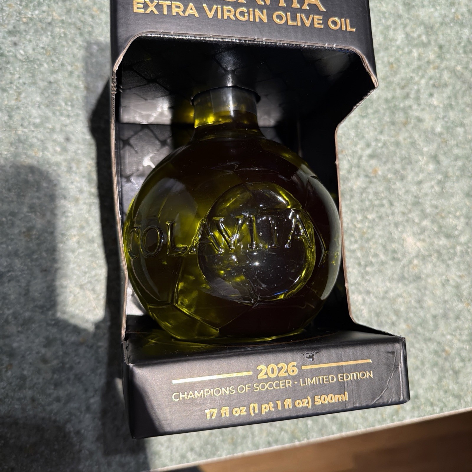FIFA Colavita 2026 Champions of Soccer Olive Oil. Limited Edition 500ml