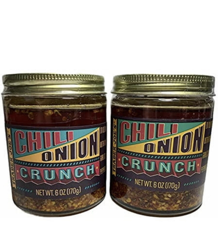 2 JARS TRADER JOE’S CHILI ONION CRUNCH NET 6 OZ OLIVE OIL,GARLIC,PEPPERS