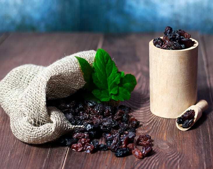 Bulk Black Thompson Raisins 25 Pound Wholesale Value Box