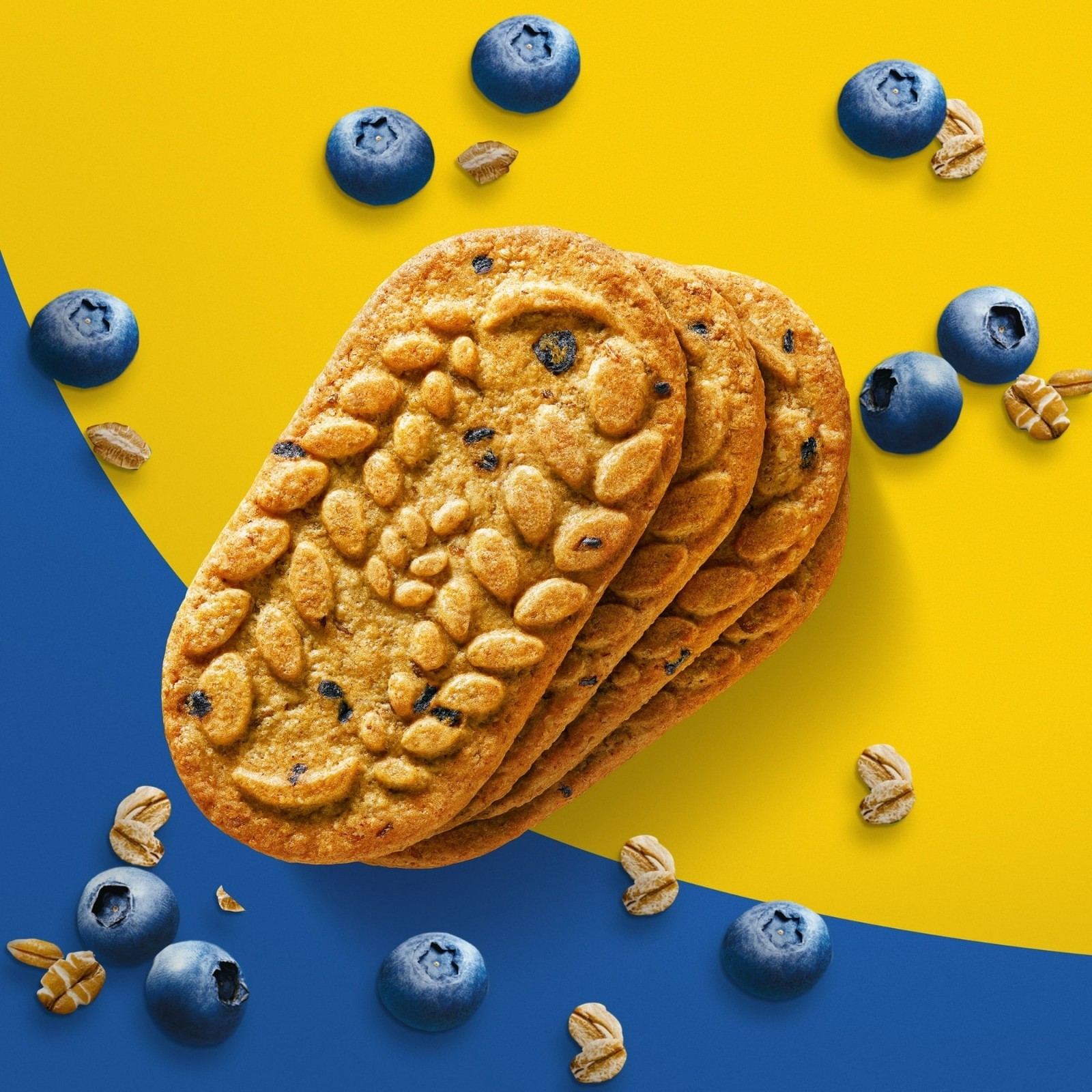 belVita Breakfast Biscuits, Blueberry, 12 Packs (4 Biscuits Per Pack)