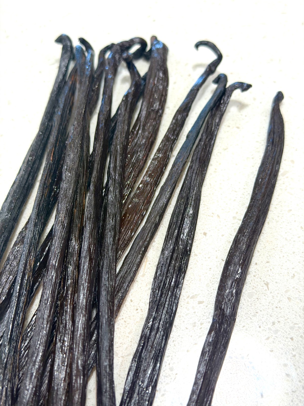 Tahitian Vanilla Beans Premium Grade A Whole Pods 1/2 Pound