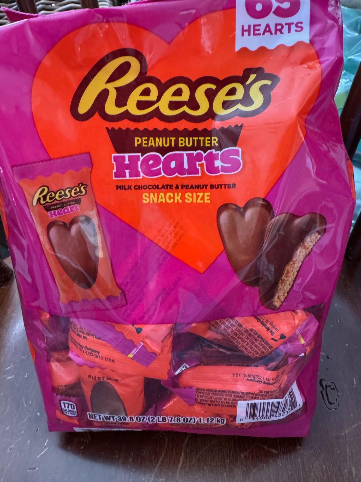 Reese’s Milk Chocolate Peanut Butter Hearts Candy 39oz 65 Ct PARTY RARE 8/26