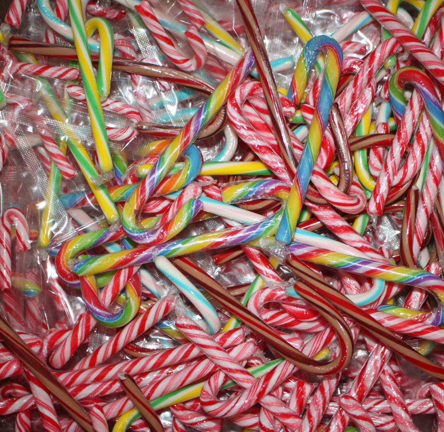 Christmas – Assorted Flavored Candy Canes *** BULK *** – U-PICK 2 – 8 pounds